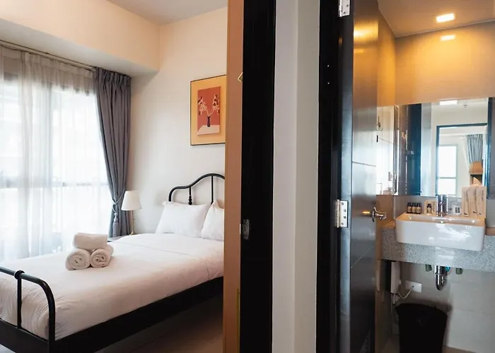 Elegant 3 Bedroom Unit With Ocean View Near Okada Manila
