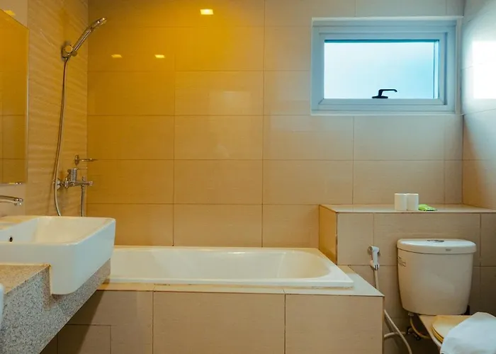 Elegant 3 Bedroom Unit With Ocean View Near Okada Manila