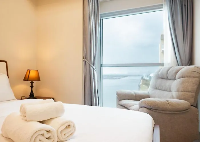 Elegant 3 Bedroom Unit With Ocean View Near Okada * Manila