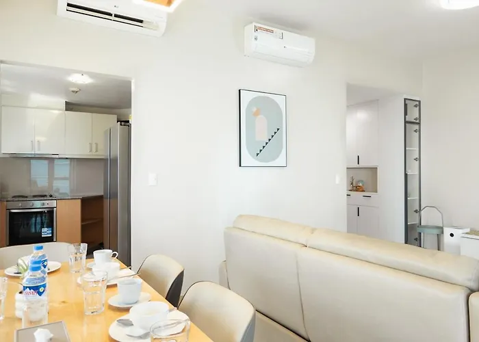 Apartamento Elegant 3 Bedroom Unit With Ocean View Near Okada