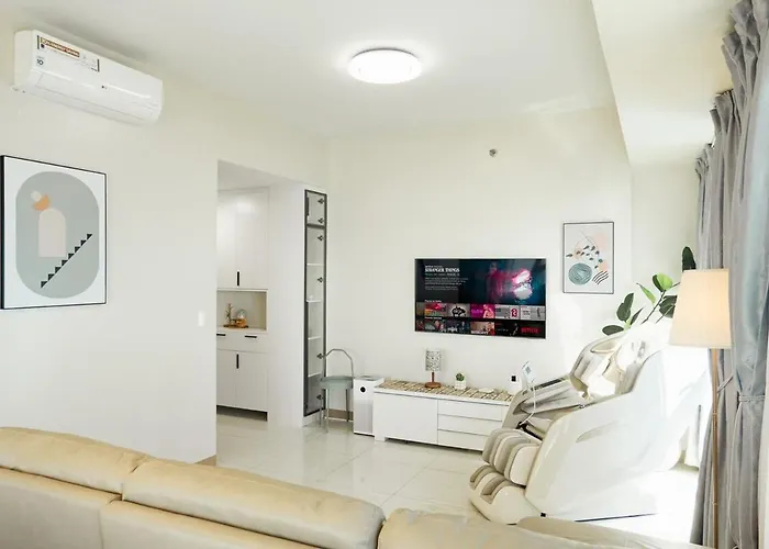 Elegant 3 Bedroom Unit With Ocean View Near Okada Apartamento Manila
