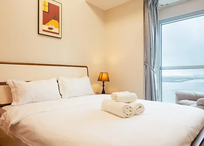 Elegant 3 Bedroom Unit With Ocean View Near Okada Apartamento Manila